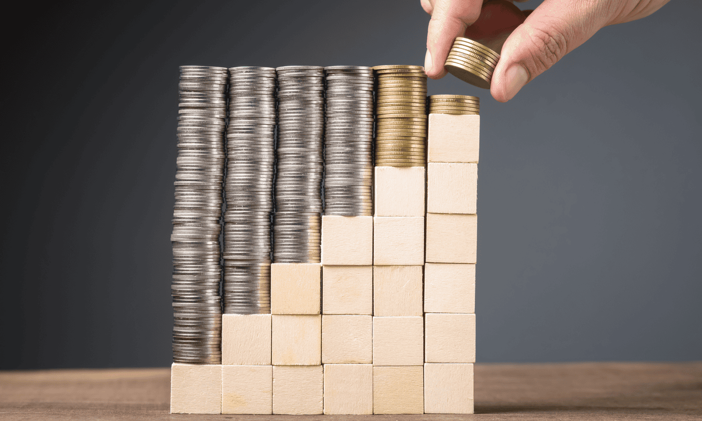  IFRS 2 – Ghi Nhận Chi Phí Trả Bằng Cổ Phiếu: Rủi Ro Và Cơ Hội
